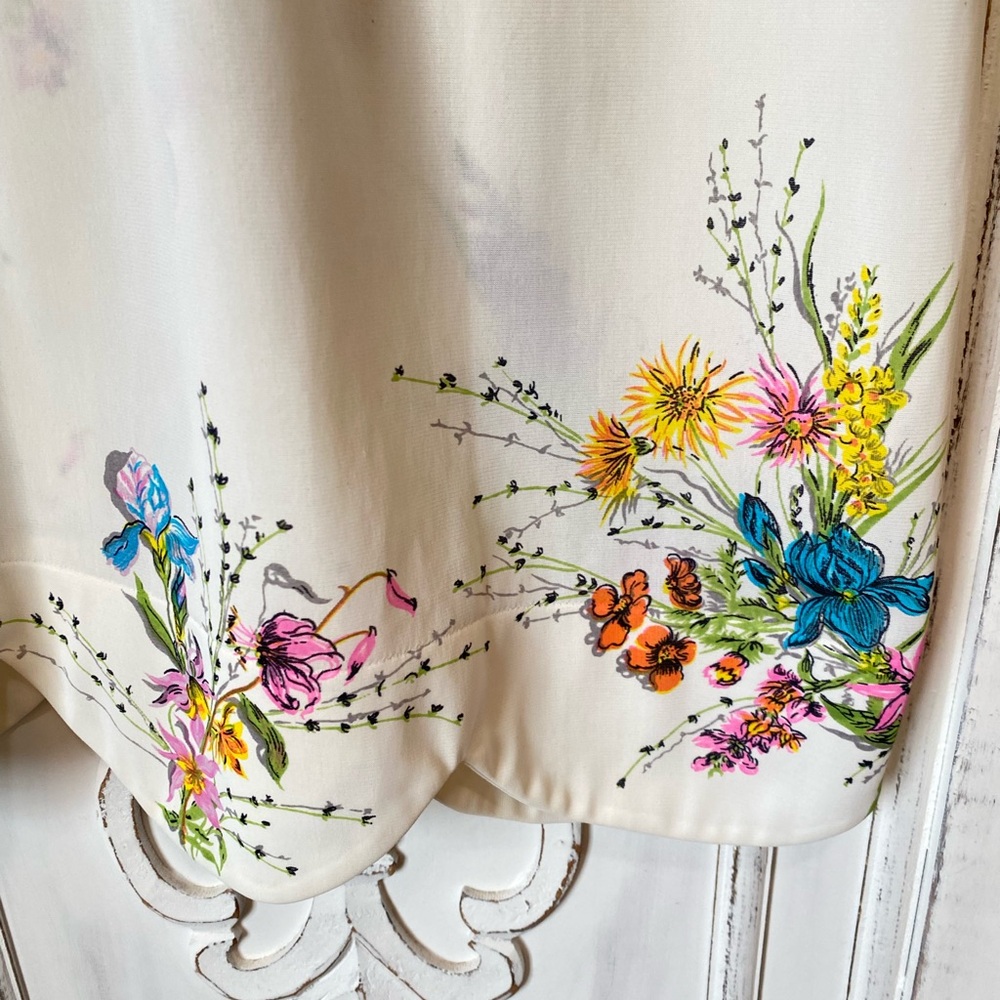 Incredible Vintage “hand painted” Scalloped Slip Skirt Cream Off White Floral XS - Picture 5 of 11